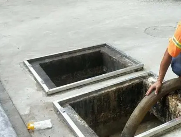 长丰镇化粪池清理